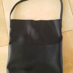 Tote bag. Almost new.